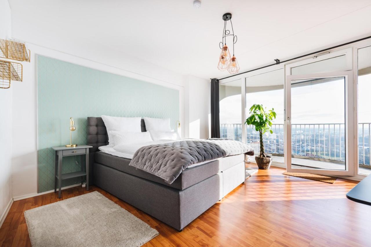 Great City View I 26 Floor I Netflix And Boxspringbed Augsburg Exterior foto
